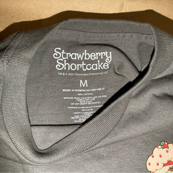 Strawberry shortcake t-shirt - Picture 4 of 7